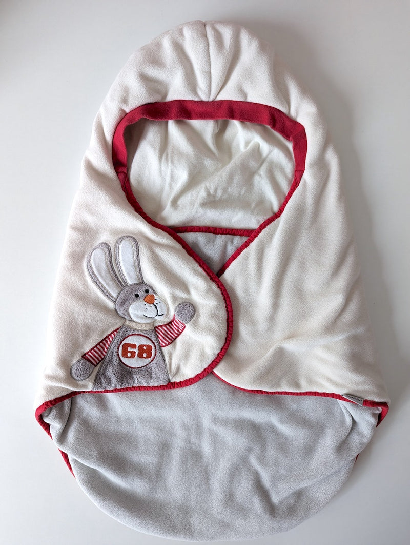 Wattierte Einschlagdecke für Babyschale, Hase - Sterntaler, ab der Geburt
