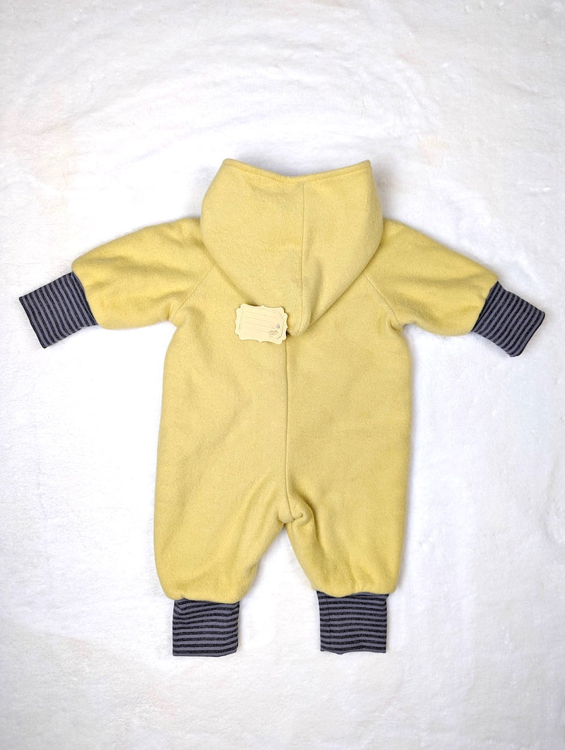 *Pünktchen* Gefütterter Overall aus Baumwollfleece - U.G. Mini, Unisex Gr.62